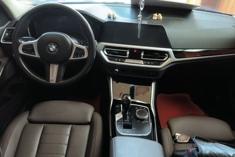 Used BMW 3 Series 2020 320Li M Sport Package Center Console