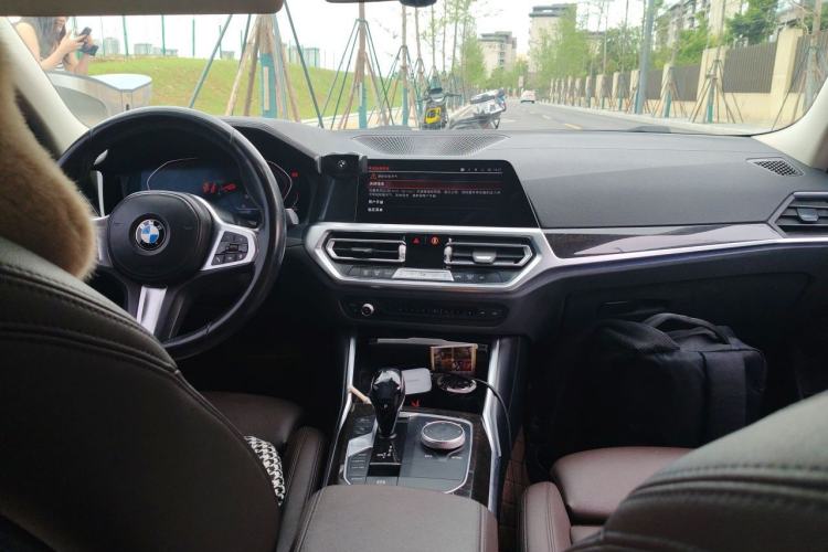 Used BMW 3 Series 2020 Restyled 325Li M Sport Package Center Console