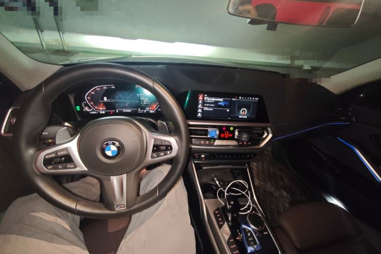 Used BMW 3 Series 2020 Facelifted 325Li M Sport Night Edition Package Center Console