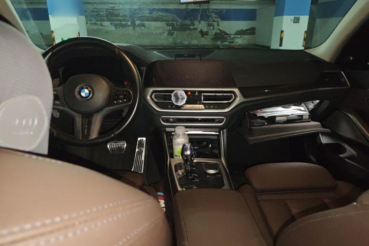 Used BMW 3 Series 2020 Facelifted 325Li M Sport Night Edition Package Center Console