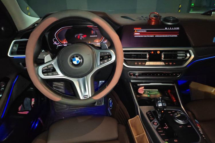 Used BMW 3 Series 2020 Restyled 325i M Sport Night Edition Package Center Console