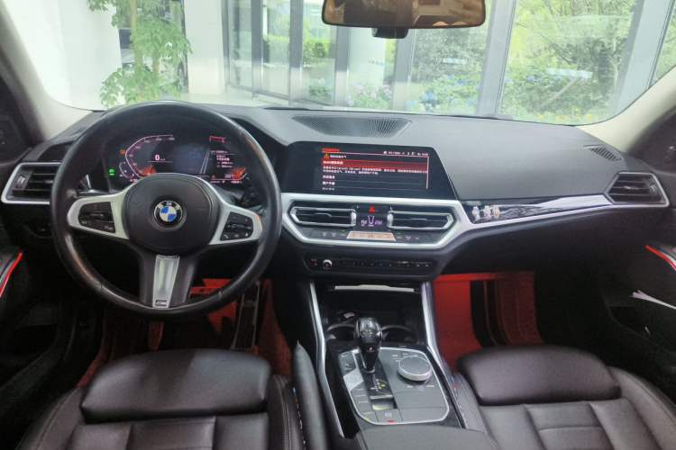 Used BMW 3 Series 2020 320i Sport Package Center Console