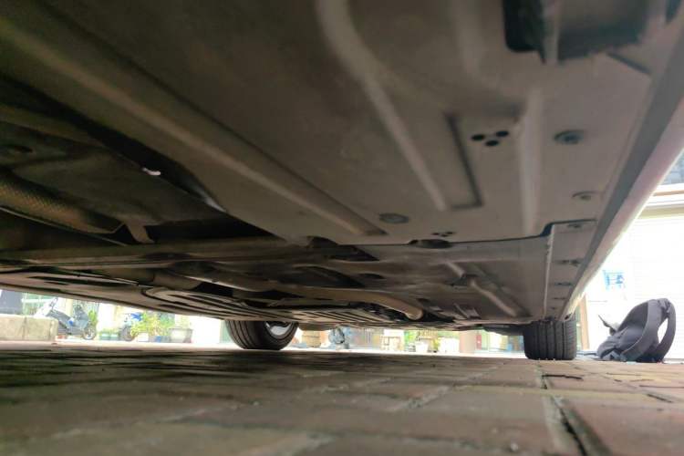 Used BMW 3 Series 2020 325Li M Sport Package Chassis Rear Right