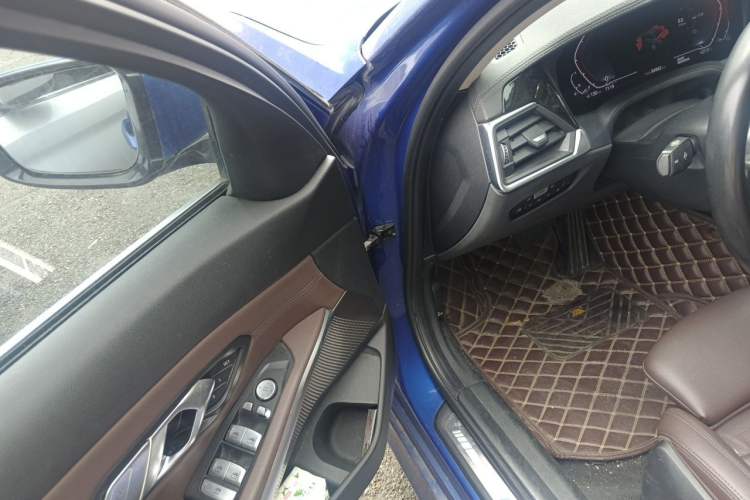 Used BMW 3 Series 2020 320Li M Sport Package Driver Seat