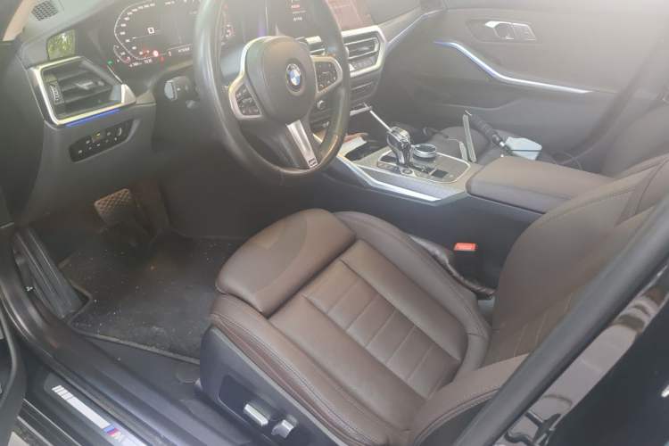 Used BMW 3 Series 2020 Restyled 325i M Sport Night Edition Package Driver Seat