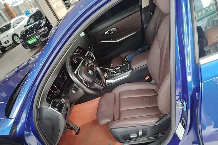 Used BMW 3 Series 2020 320Li M Sport Package Driver Seat