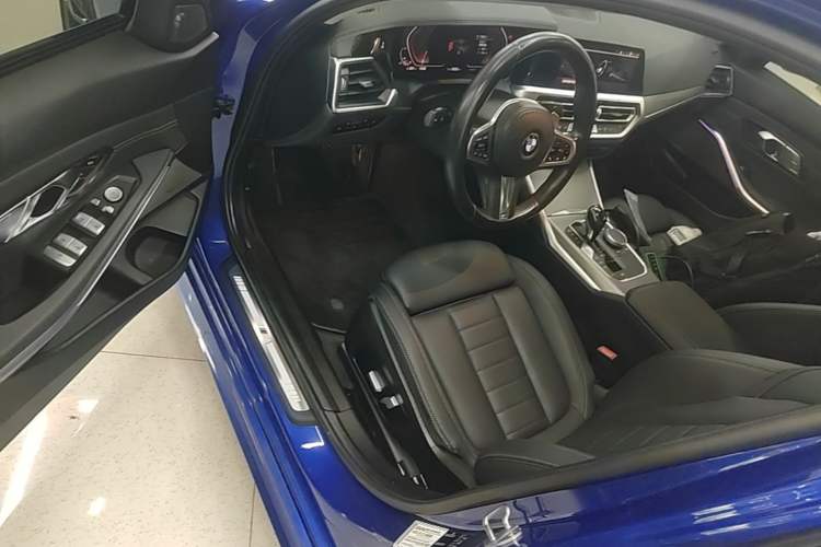Used BMW 3 Series 2020 Facelifted 325Li M Sport Night Edition Package Driver Seat