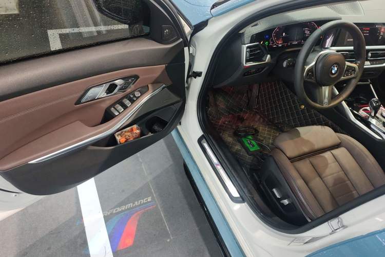 Used BMW 3 Series 2020 320Li M Sport Package Driver Seat