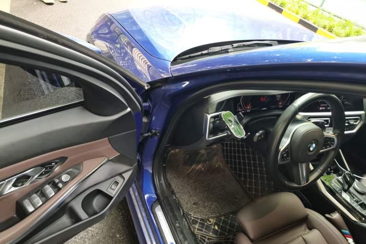 Used BMW 3 Series 2020 320Li M Sport Package Driver Seat