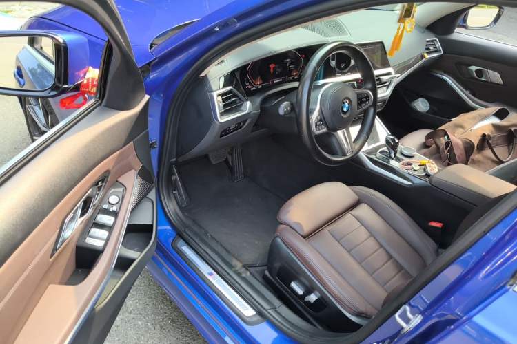 Used BMW 3 Series 2020 Restyled 325Li M Sport Package Driver Seat