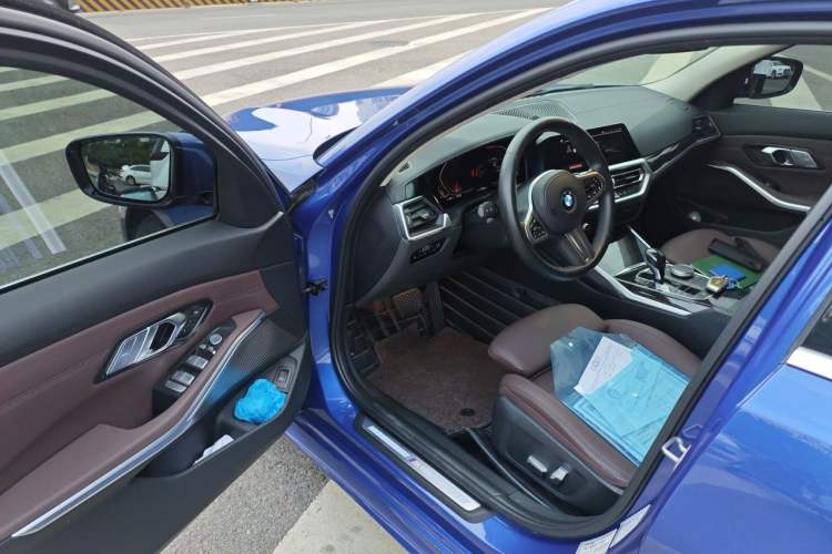 Used BMW 3 Series 2020 Restyled 325Li M Sport Package Driver Seat