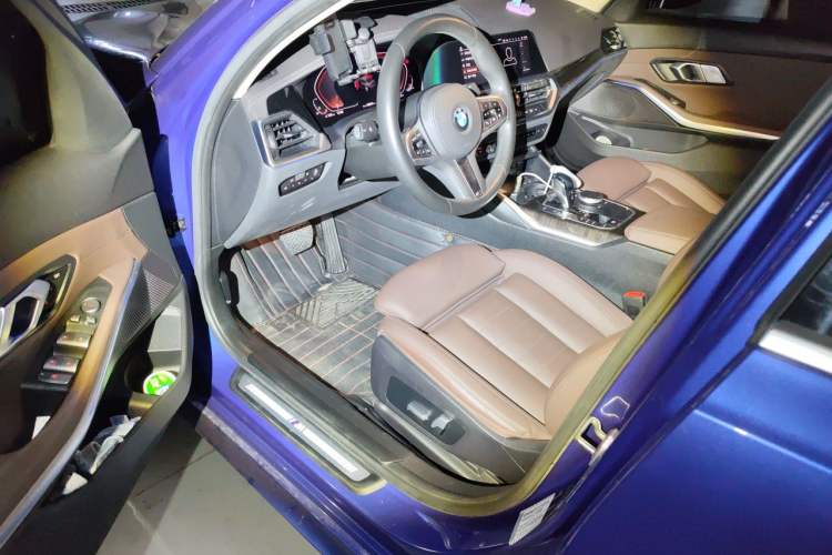 Used BMW 3 Series 2020 Restyled 325Li M Sport Package Driver Seat