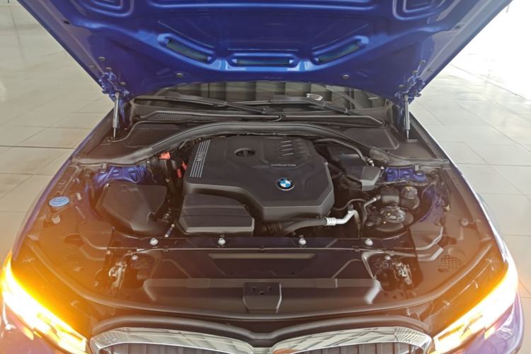 Used BMW 3 Series 2020 325Li M Sport Package Engine Bay