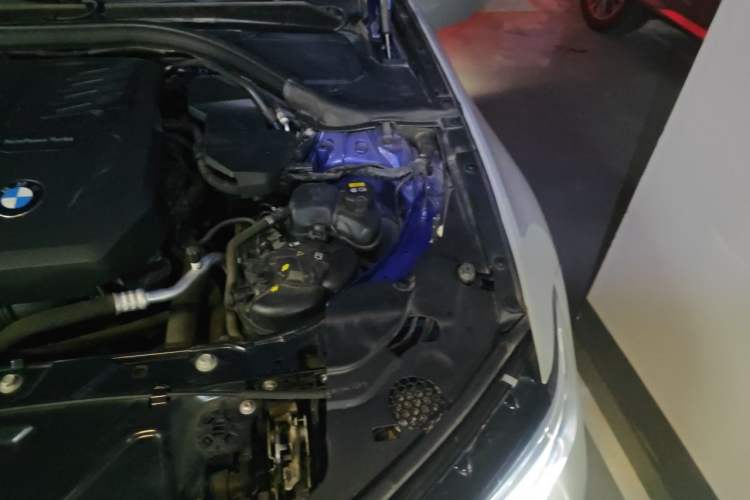 Used BMW 3 Series 2020 325i M Sport Package Engine Bay Left