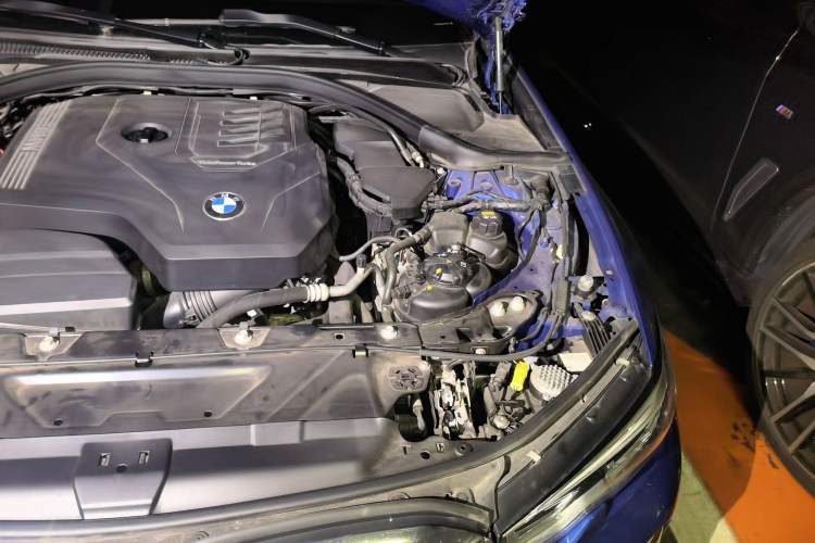 Used BMW 3 Series 2020 320Li M Sport Package Engine Bay Left