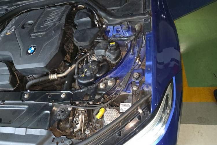Used BMW 3 Series 2020 320Li M Sport Package Engine Bay Left