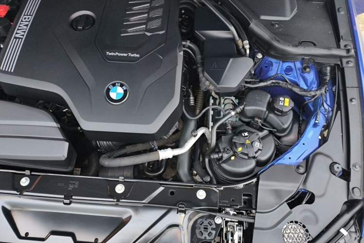 Used BMW 3 Series 2020 325Li M Sport Package Engine Bay Left