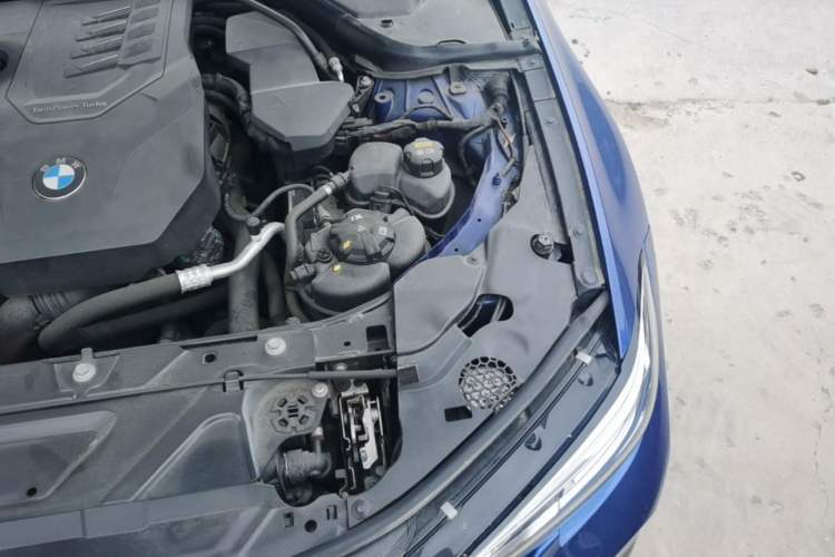 Used BMW 3 Series 2020 325Li M Sport Night Edition Package Engine Bay Left