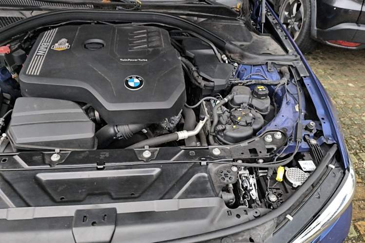 Used BMW 3 Series 2020 Restyled 325i M Sport Night Edition Package Engine Bay Left