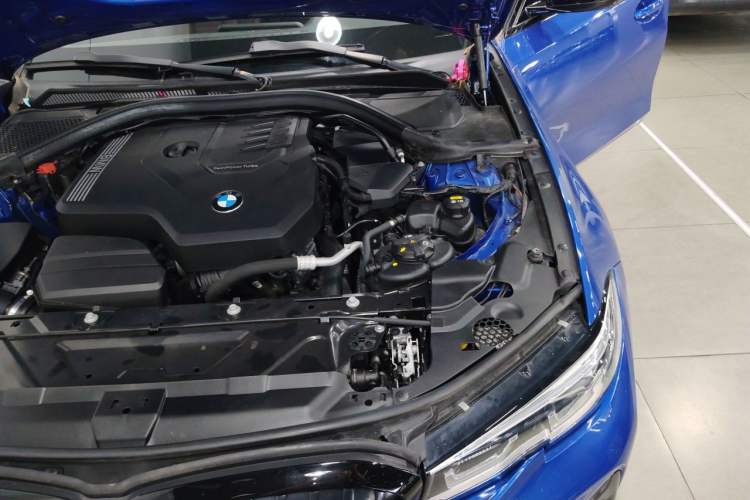 Used BMW 3 Series 2020 325Li M Sport Night Edition Package Engine Bay Left