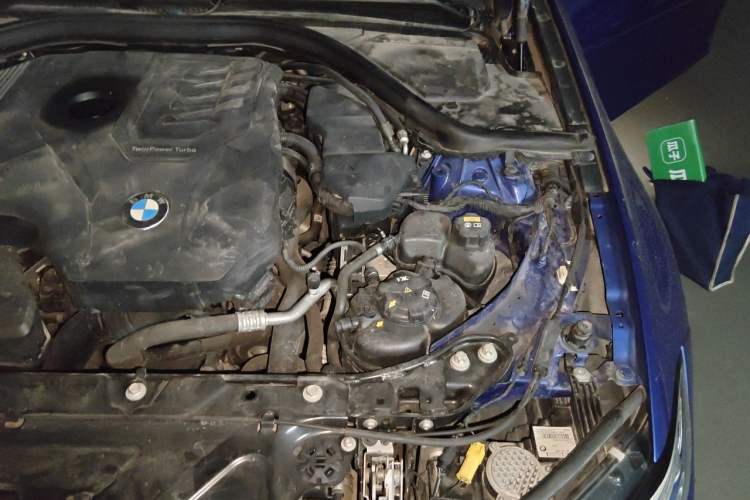 Used BMW 3 Series 2020 320Li M Sport Package Engine Bay Left