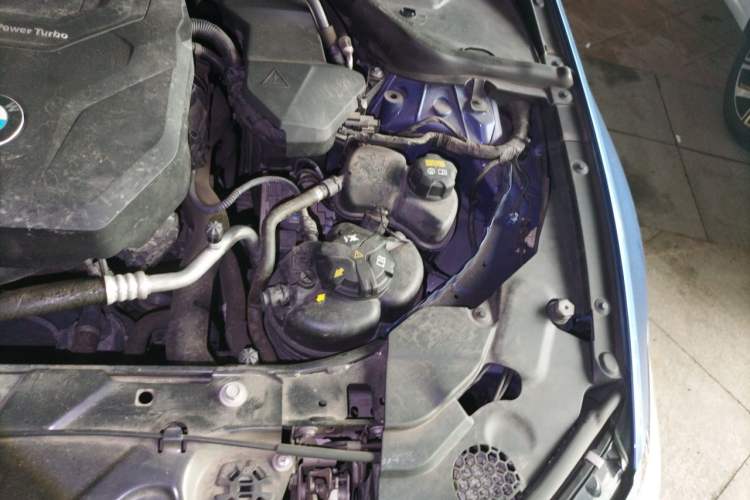 Used BMW 3 Series 2020 325Li M Sport Package Engine Bay Left