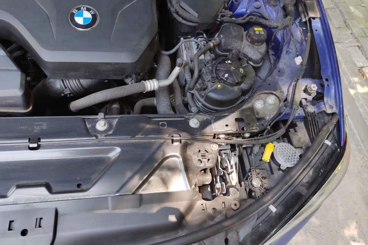 Used BMW 3 Series 2020 330Li xDrive M Sport Night Edition Engine Bay Left