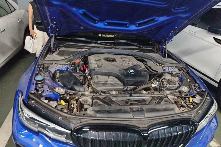 Used BMW 3 Series 2020 330Li xDrive M Sport Night Edition Engine Bay Right