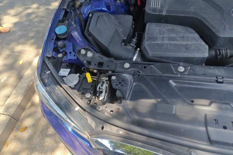 Used BMW 3 Series 2020 320Li M Sport Package Engine Bay Right