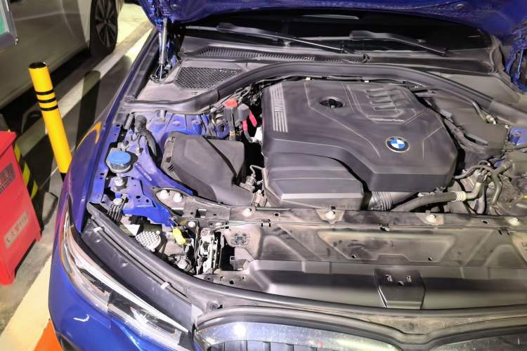 Used BMW 3 Series 2020 320Li M Sport Package Engine Bay Right
