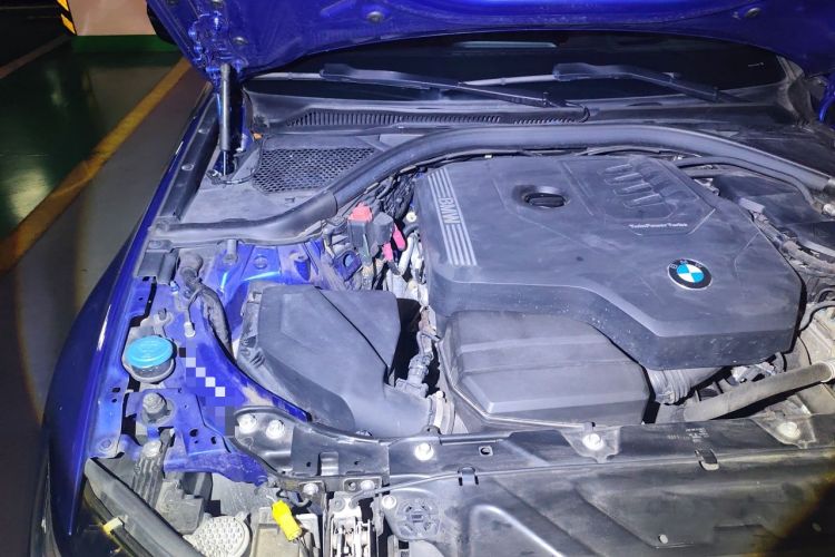 Used BMW 3 Series 2020 330Li xDrive M Sport Night Edition Engine Bay Right