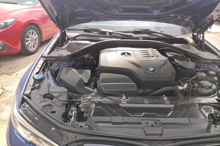 Used BMW 3 Series 2020 325Li M Sport Night Edition Package Engine Bay Right