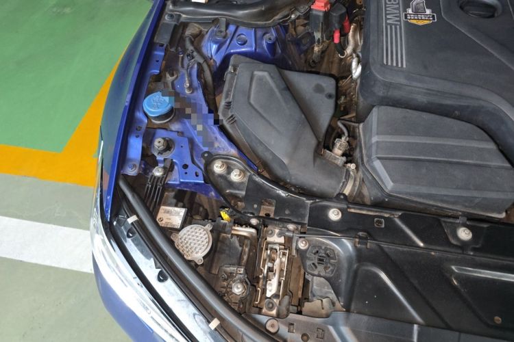 Used BMW 3 Series 2020 320Li M Sport Package Engine Bay Right