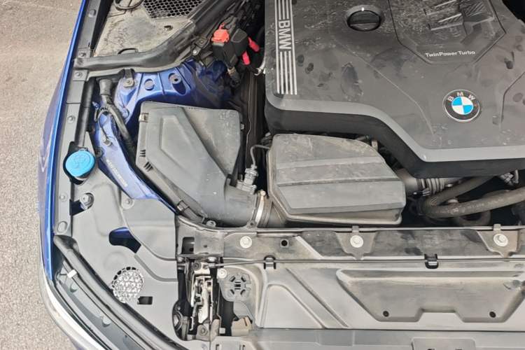 Used BMW 3 Series 2020 325i M Sport Package Engine Bay Right