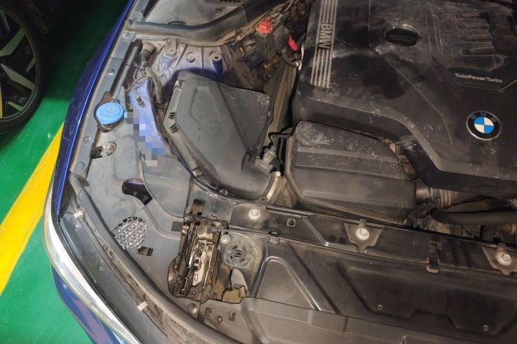 Used BMW 3 Series 2020 325Li M Sport Night Edition Package Engine Bay Right