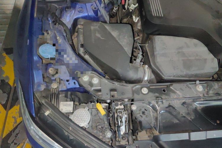 Used BMW 3 Series 2020 320Li M Sport Package Engine Bay Right