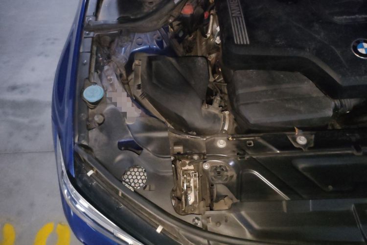 Used BMW 3 Series 2020 325Li M Sport Package Engine Bay Right
