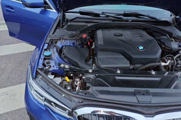 Used BMW 3 Series 2020 Restyled 325Li M Sport Package Engine Bay Right