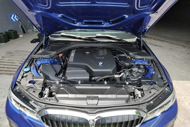 Used BMW 3 Series 2020 325Li M Sport Package Engine Bay