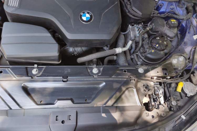 Used BMW 3 Series 2020 330Li xDrive M Sport Night Edition Engine Bay