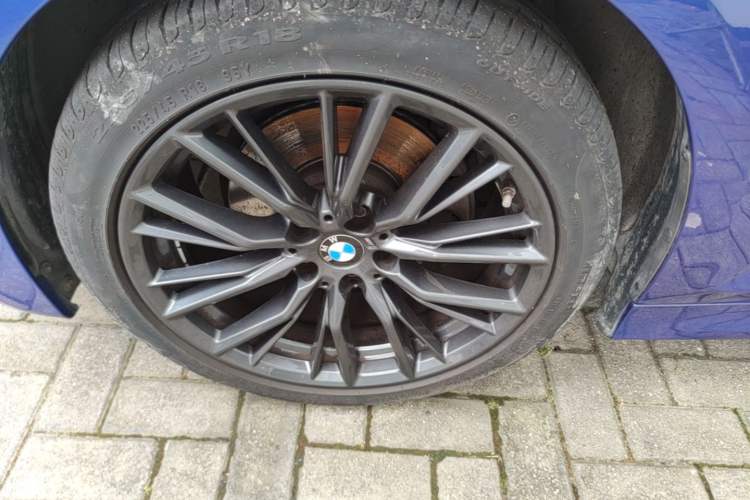 Used BMW 3 Series 2020 Restyled 325i M Sport Night Edition Package Exterior 4