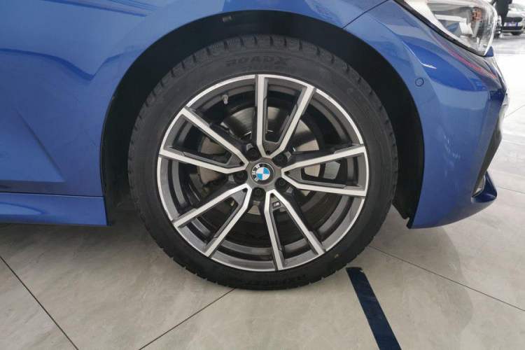 Used BMW 3 Series 2020 Restyled 325Li M Sport Package Exterior 4