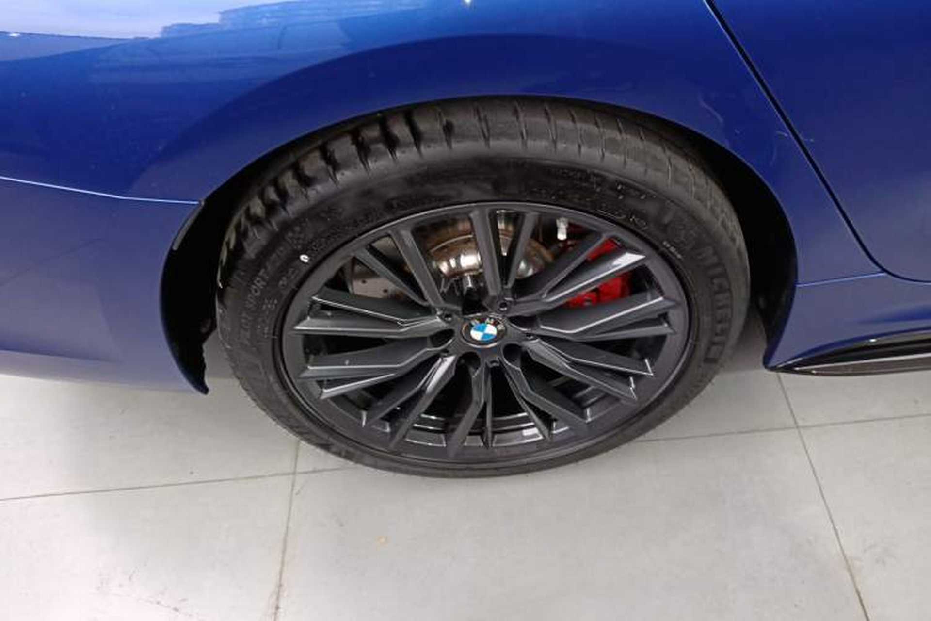Used BMW 3 Series 2020 330Li xDrive M Sport Night Edition Exterior 5