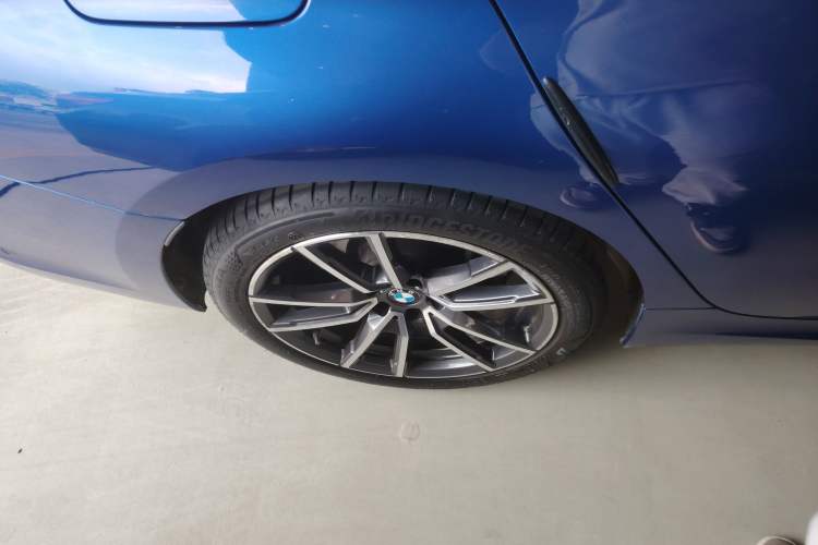 Used BMW 3 Series 2020 320Li M Sport Package Exterior 5