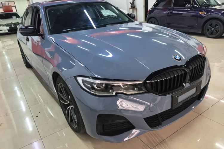 Used BMW 3 Series 2020 320Li M Sport Package Front Right 45 Deg