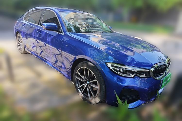 Used BMW 3 Series 2020 320Li M Sport Package Front Right 45 Deg