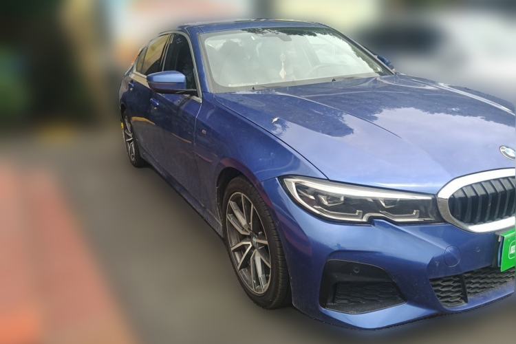Used BMW 3 Series 2020 320Li M Sport Package Front Right 45 Deg
