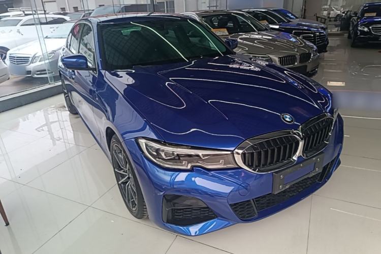 Used BMW 3 Series 2020 325i M Sport Package Front Right 45 Deg