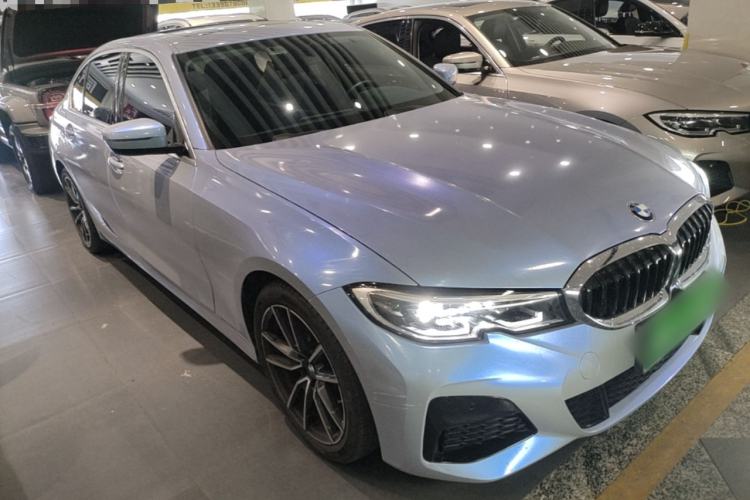 Used BMW 3 Series 2020 320Li M Sport Package Front Right 45 Deg