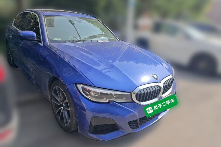 Used BMW 3 Series 2020 325i M Sport Package Front Right 45 Deg
